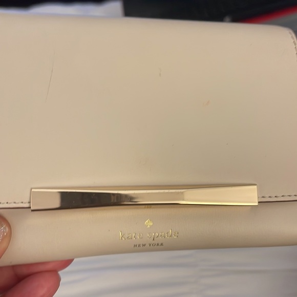 039 Kate Spades wallet - Picture 8 of 8